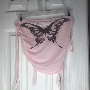 Shop this super cute butterfly mesh top💓